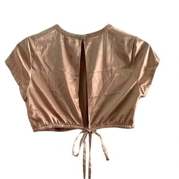 SKIMS Shine Satin Crop Top NWT Small B930 - Picture 4 of 7